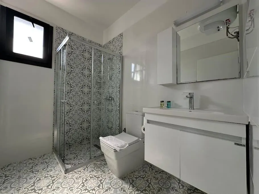 Your Place For Relax Larnaca 0*,